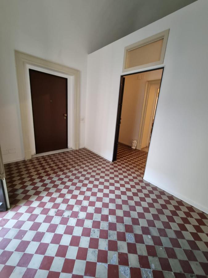 קטאניה Palazzo Mannino Apartments מראה חיצוני תמונה